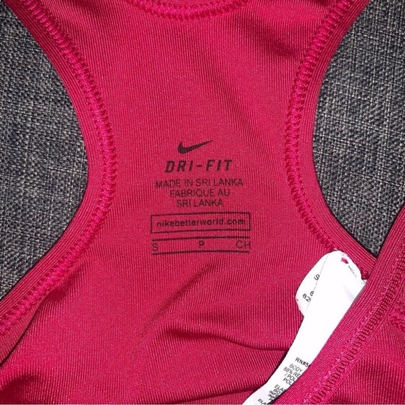 Nike Pro Classic Sports Bra Size Small‎  Dark Fireberry Hot Pink Medium Support - Picture 6 of 9